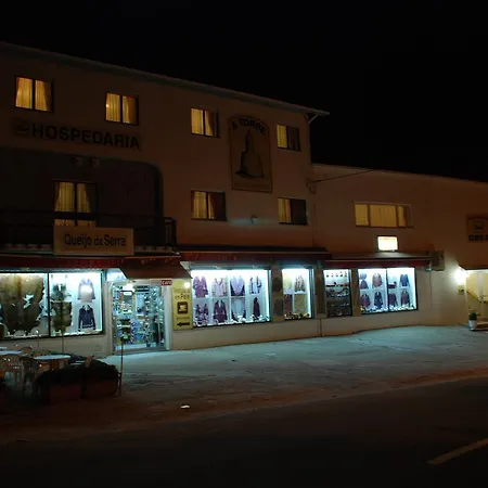 Zajazd A Torre No Sabugueiro (Guarda)